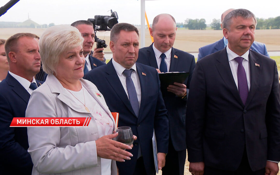 Второй раз за две недели. Лукашенко снова посетил хозяйство «‎Озерицкий-Агро»